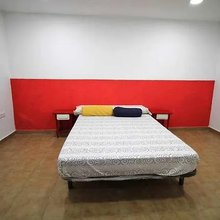 Tatil Evi Moderna Casa Con Piscina Girona