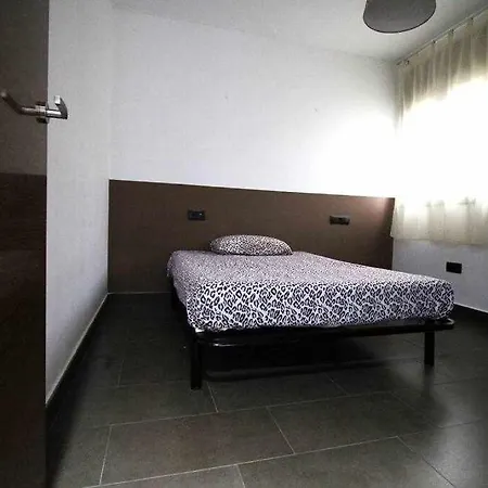 Moderna Casa Con Piscina Tatil Evi Girona