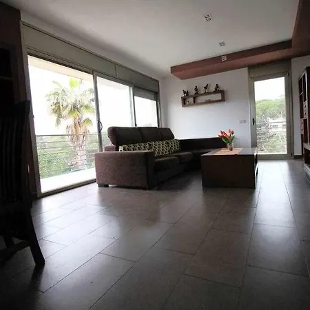 Tatil Evi Moderna Casa Con Piscina Girona