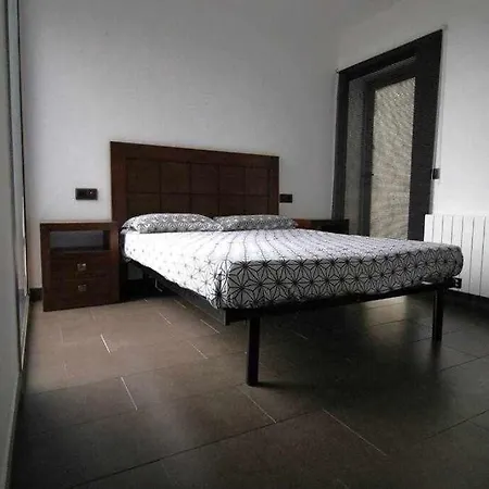 Tatil Evi Moderna Casa Con Piscina Girona